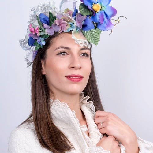 Flower headband, lace flower headband, Frida Kahlo crown, wedding headpiece, floral queen crown, flower power tiara, shops wedding flower tiara