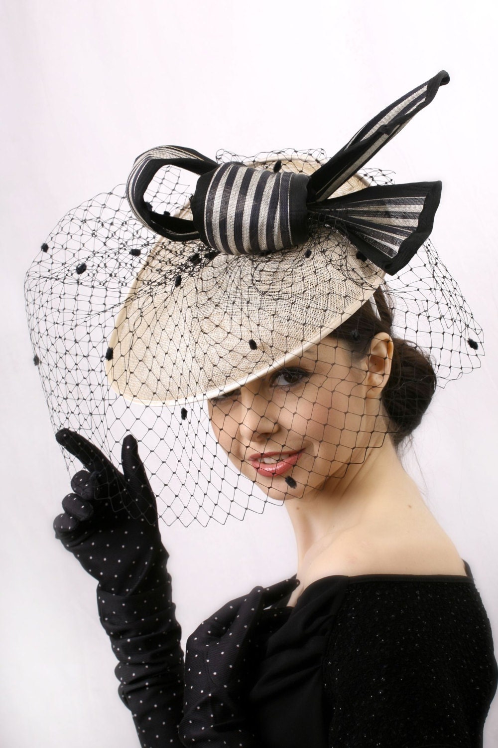 derby headpiece