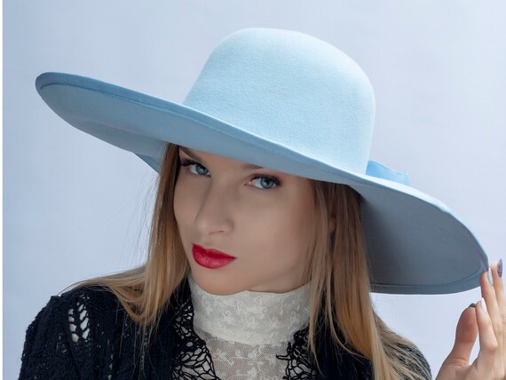wide brim floppy fedora hat