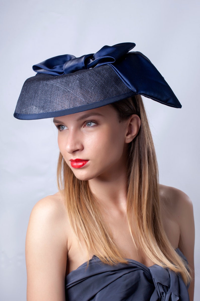 Chic navy hat, Elegant derby headpiece, Royal Ascot fascinator, Kentucky derby hat, Audrey Hepburn hat, Hat, Haute couture hat, Chic hat image 2