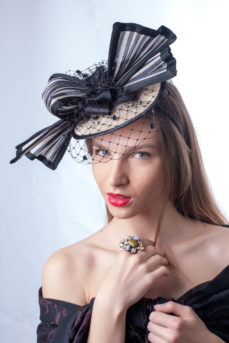 Royal Ascot Fascinator, Kentucky Derby Hat, Derby Fascinator, Cream and Black Hat, Wedding