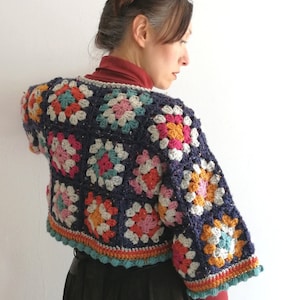 Cropped Granny Jacket PDF PATTERN Aran image 3