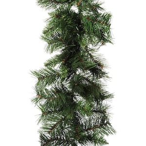 Majestic Pine Christmas Garland