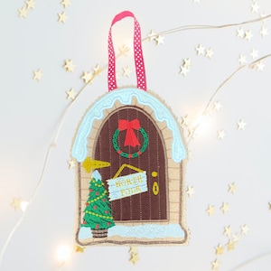 Decoração de feltro de gengibre - Porta de elfo de Natal