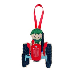 Viltdecoratie boer/tractor Gingerbread Man