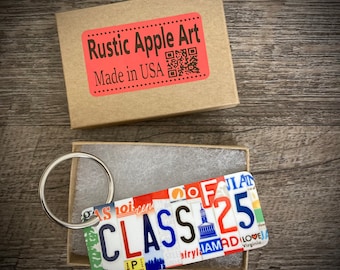 Class of 2025 License Plate Keychain, Class of 2025 gift, Class of 2025 bagtag, gift for 25 Senior, Class of 25 keychain