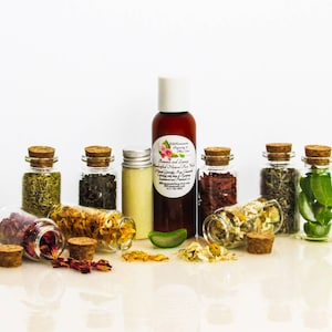 Romance and Luxury Natural Face Wash with Lavender, Rose, Chamomile, Calendula - Soothing - Skin conditioning