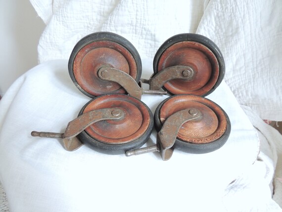 antique toy wagon