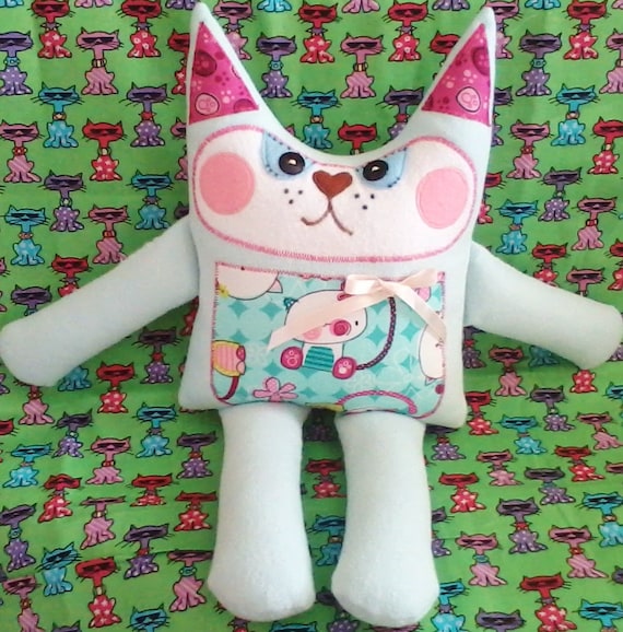 child friendly CYLE /& CAYLEY CATS handmade stuffed plush cats whimsical cats decoration