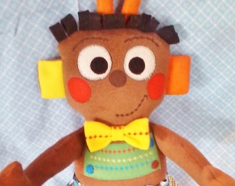 CUTIE-BOT TOBY Made to Order, handmade robot doll, dark skin, boy doll, plushie, 16 inches, child friendly, toddler gift, baby shower gift