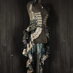 MORTICIA - 30&quot;-34”  Underbust ESMERALDA Gown -  Size M Silk Collared Dress, RenFaire, Victoriana, Cosplay, Fantasy Clothing, Burlesque