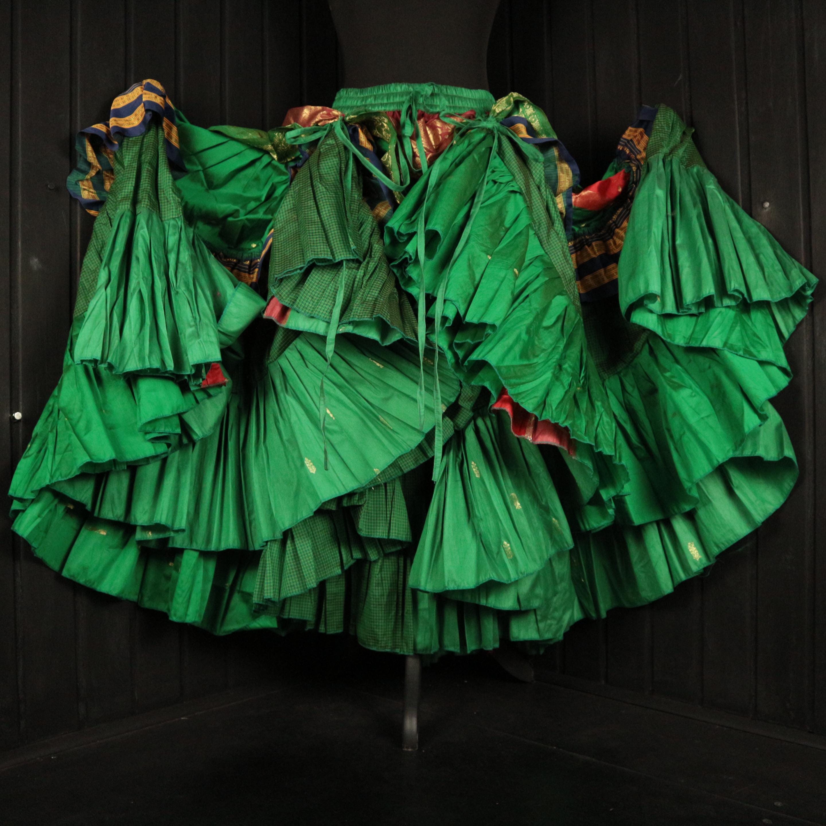 OAKLYN - 28"-48" Waist Adjustable VAGABOND Skirt - Length 38", Colourful Full Tiered Cosplay Skirt, Larp, RenFaire, Costume, Belly Dance