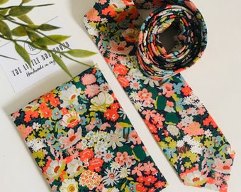 Gravata e lenço de bolso Liberty London Thorpe Floral - Gravata de algodão feita à mão