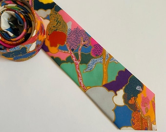 Vintage 1950s/60s Rooster Skinny Tie With Novelty Medieval