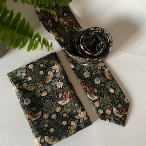 Liberty of London “Strawberry Thief&quot; Bespoke Men’s Tie - William Morris Green Red Skinny, Slim, Regular Cut Necktie and Pocket Square/ Gift