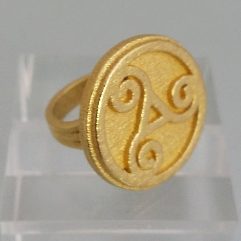 Triskele Ring celticjewelry Celtic Triskele BDSM erotic jewelry tantra kamasutra luxury gift ring image 5