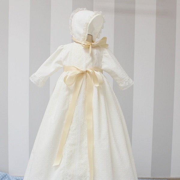 Baby Baptism gown Spanish style baby christening dress. Blessing dress. Unisex baptism gown. Long sleeves. Ivory laces. With matching bonnet