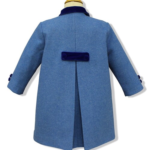 French blue double breasted children wool coat, with royal blue velvet ornaments. Totally shops unisex, English model children coat authentic wool