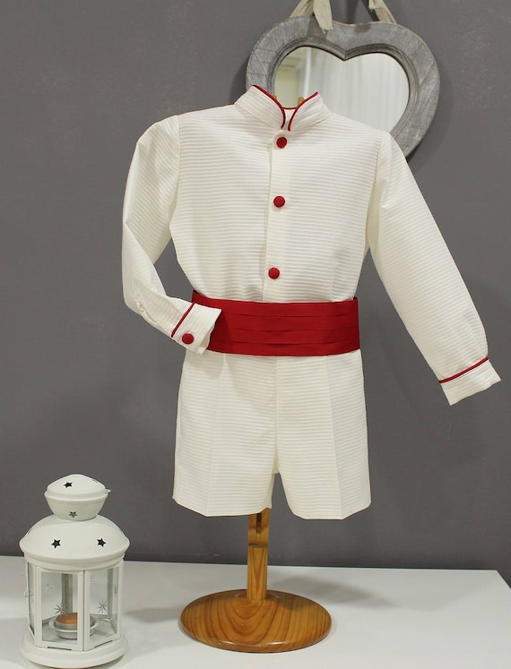 Traje de niño para boda. Pique crudo con adornos rojos.Traje de niño con  fajin. Ropa vestir niños, cumpleaños, eventos, bautizo. Cuello mao -   España