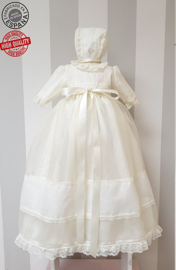 Faldón de Bautizo de Organza marfil con jaretas y puntilla. - Etsy España Faldón de Bautizo de Organza marfil con jaretas y puntilla. - Etsy España