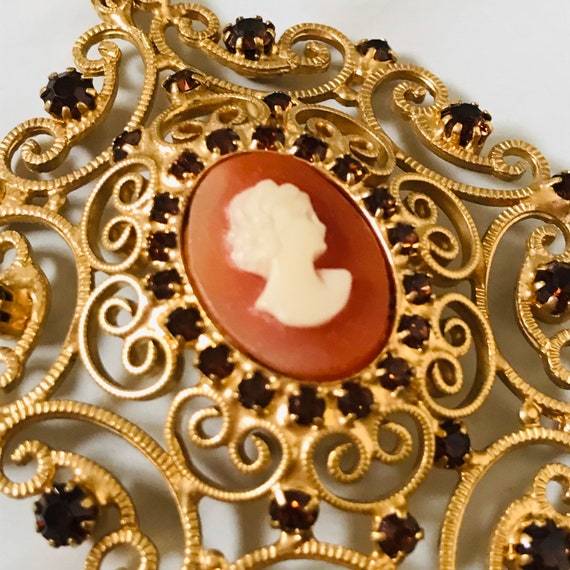 Vintage Victorian Style Cameo Filigree Rhinestone… - image 3