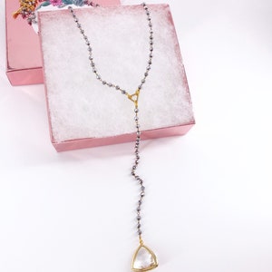 Silver Glass Pendant Lariat, Y Necklace, Glass choker, layering necklace, silver necklace, lariat