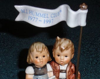 Celebrate With Song Goebel Hummel Figurine #790 Adorable Birthday Gift With Original Box Little Brother And Sister Singing - CUTE!