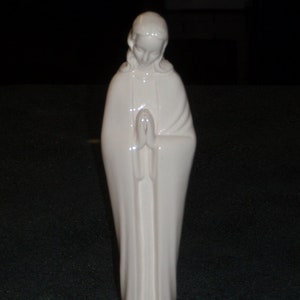White Mary Madonna Praying Goebel Hummel Collectible Figurine #46/0 - CHRISTMAS GIFT!
