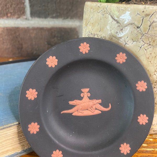 Vintage Wedgwood Terracotta On Black Jasperware Egyptian Alligator Pin Dish, RARE