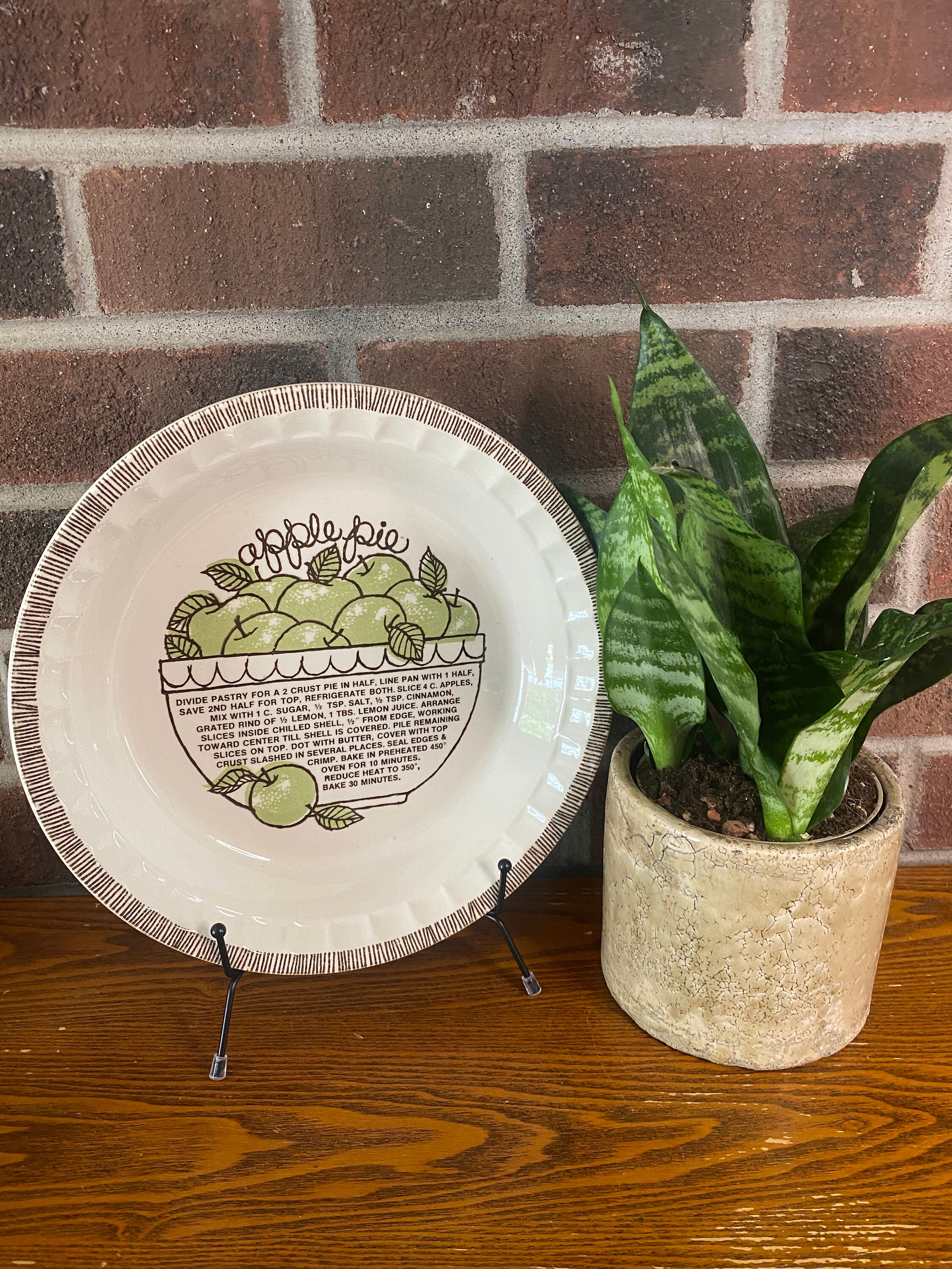 Royal china jeannette pie plate cheap