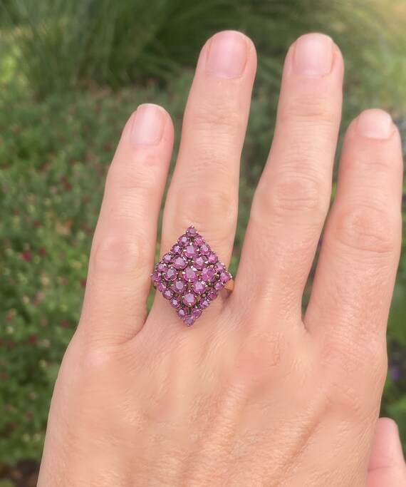Large Antique Ruby Cluster Pyramid 14K Gold Ring … - image 3