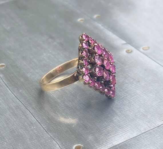 Large Antique Ruby Cluster Pyramid 14K Gold Ring … - image 4