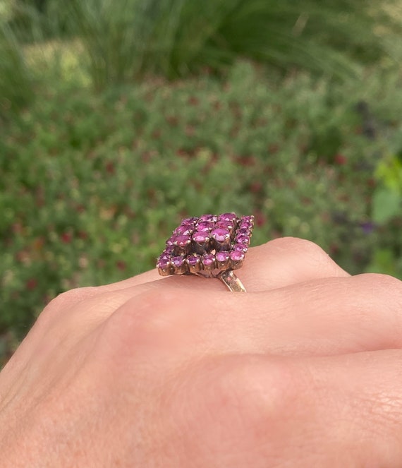 Large Antique Ruby Cluster Pyramid 14K Gold Ring … - image 5
