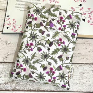 Thistle Bees Book Buddy, Highland Book Cover, Book Lover Gift, Ivory Heather Book Sleeve, Nature Book Pouch, Scottish Book Cover