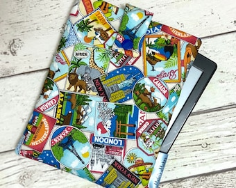 Funda Kindle Travel Labels: Funda acolchada de algodón para eReader