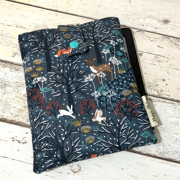 Twilight Forest Kindle Case, Padded eReader Pouch, Travel Voyage, Fire HD, Oasis, Paperwhite Sleeve. Couverture de tablette Bookish, sac d’amant d’eBook