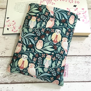 Alpine Owls Book Buddy, custodia per libri Woodland, regalo per amanti dei libri, custodia per libri Forest, borsa per libri Nature, copertina per libri Floral Birds