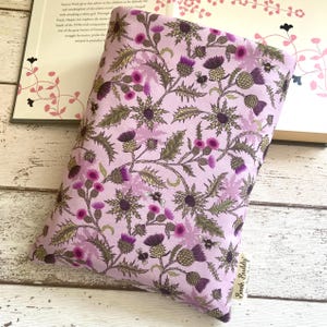 Heather Bees Book Buddy, Highland Book Cover, Book Lover Gift, Purple Heather Book Sleeve, Lilac Nature Book Pouch, Scottish Book Cover
