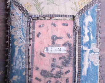 The 18th century Spanish reliquary