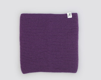 Purple knitted acrylic tube neck warmer in Montreal