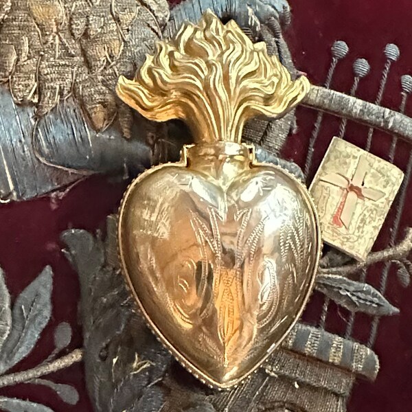 Antique c.1880 French Religious Gilded Sacred Heart Ex Voto