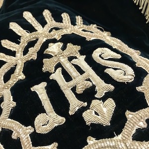 Extravagant Antique Ecclesiastic Velvet an Stumpwork Chasuble Cope