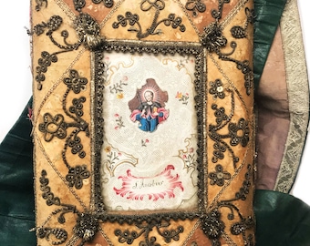 RARE Antique Eighteenth Century Silk Framed Monastery Work Reliquary/Ex Voto Saint Jacobus