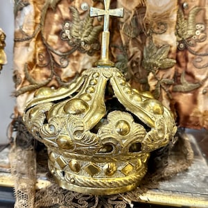 Antique Cast Bronze Santos Crown
