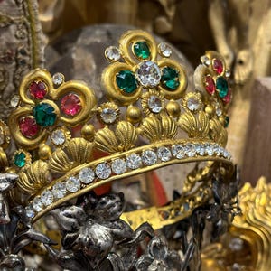Antique Religious Gilded Santos Crown