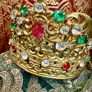 Antique French Baroque Santos Religious Crown