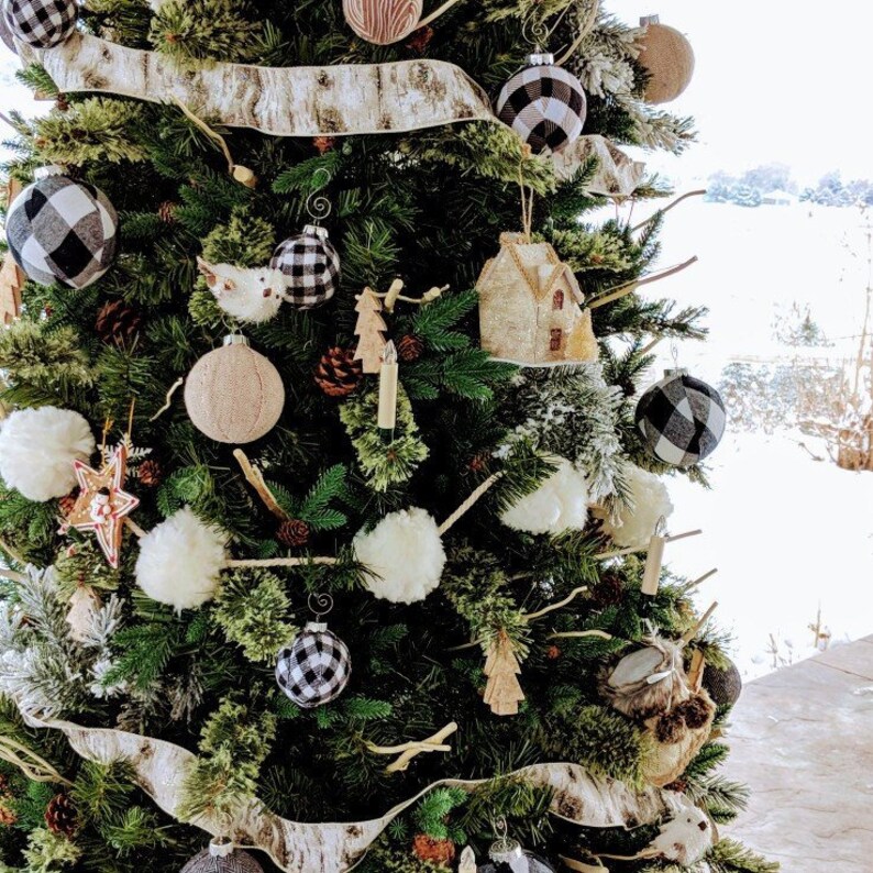 Cabin Holiday Tree Decor Modern Christmas Decor Flannel Christmas Ball Farmhouse Green and Black Buffalo Plaid Christmas Ornaments
