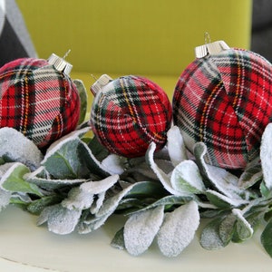 Plaid Christmas Ornaments: Farmhouse Flannel Tree Decor