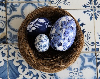 Natuurlijke Vogels Nest w Blauwe en Witte Stoffen Eieren, Chinoiserie Pasen, Lente Home Decor, Pasen, Mand Filler