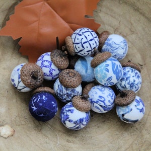 Chinoiserie Chic Acorn&#39;s.  Blue and White Autumn.  Set.  Fabric Acorn.  Fall Home Decoration.